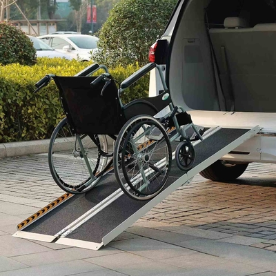 Einfache Belastung Starke Leistung 2-8ft Aluminiumlegierung Rampe für Motorräder 600lbs