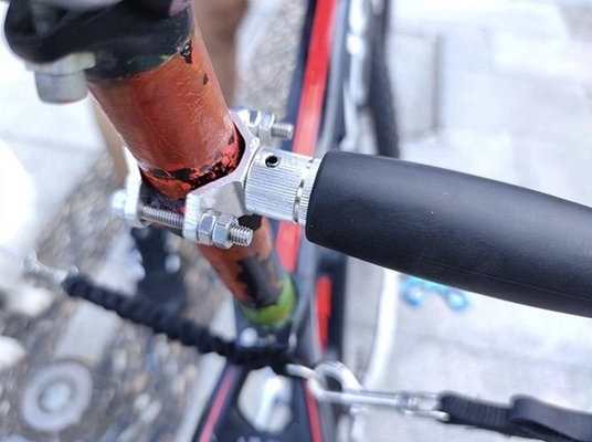 Outdoor-Haustier-Laufrad-Hundeleine Hände kostenlose Fahrradleine für schwarze Hunde