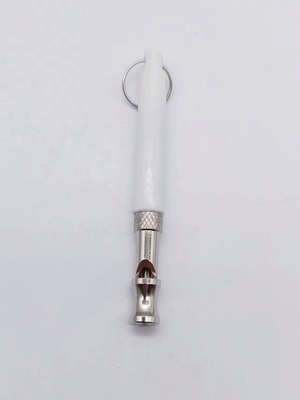 Suchen Sie nach einer Hundepfeife, um das Bellen zu stoppen. Schauen Sie sich das Design des schwarzen Stifthalters an.