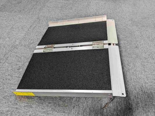 2-8ft Aluminium-Rollstuhl-Rampen rutschfeste Klapprampen für Türschwelle tragbare Rampen