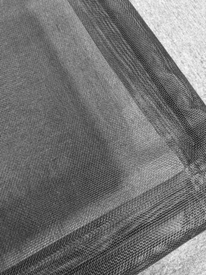 Pulverbeschichtetes Hochbett für Hunde mit atmungsaktivem Design und wasserdichtem Material