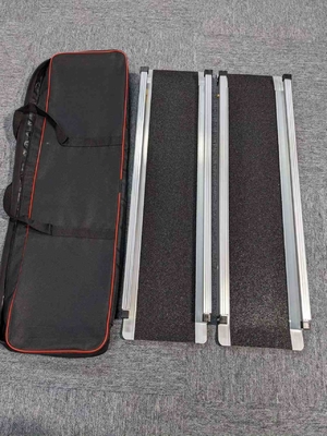 Aluminiumlegierte Rampe für barrierefreien Rollstuhl, maßgeschneiderter und tragbarer Zugang