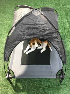Nachhaltiges, aus Oxford-Textil gefertigtes großes, klappbares, hochgehobenes Tierbett für kleine bis mittlere Tiere